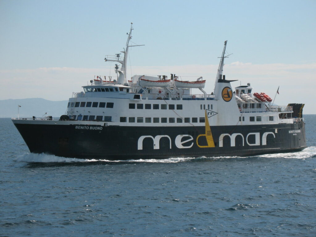 medmar montascale rotto tratta ischia pozzuoli